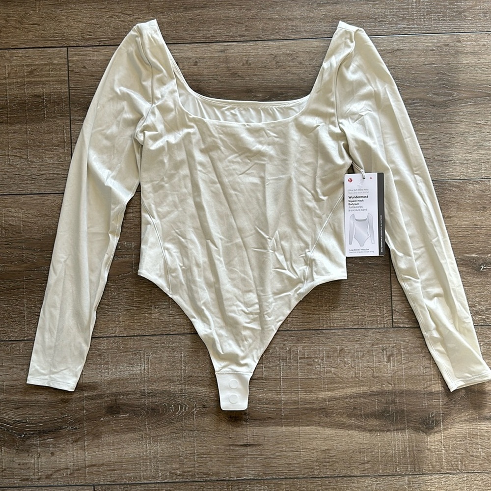 NEW WITH TAGS Wundermost Square Neck Bodysuit